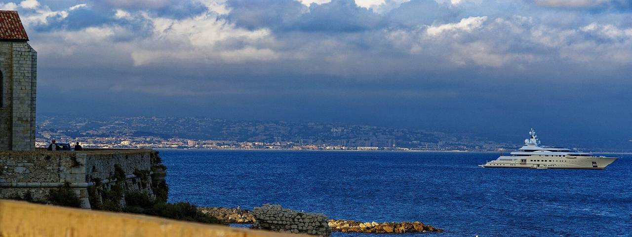 La baie des Anges et la Côte d’Azur